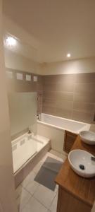 Loft en duplex avec vue sur plage et chenal