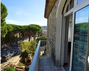 Superbe T3 moderne front de mer 2 Balcons 2 Chmbr