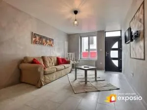 Maison de ville avec petite cour - Vignot