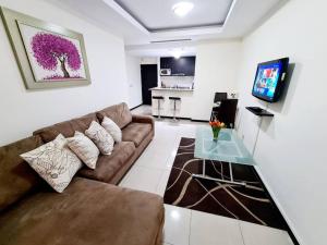 Ecusuites Torre Sol II Parking 10 - Airport