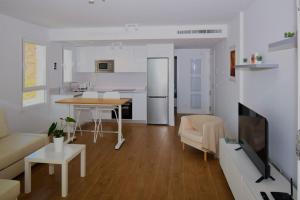 APARTMENT BY THE SEA CALACEITE