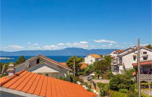 Cozy Apartment In Omisalj With Wifi