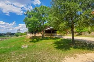 Headquarters Hideaway - Grapetown