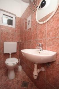 Apartments by the sea Pag - 6494