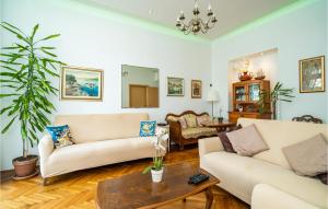 Nice Apartment In Dubrovnik With Wifi And 3 Bedrooms