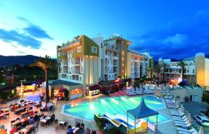 Grand Cettia hotel, 
Marmaris, Turkey.
The photo picture quality can be
variable. We apologize if the
quality is of an unacceptable
level.