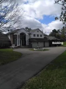 Lakeview private suite-Twin or king - Schomberg