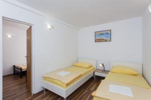 Apartments with a parking space Mlini, Dubrovnik - 8985