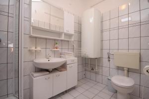 Apartments with a parking space Jelsa, Hvar - 538