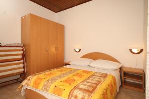 Apartments by the sea Rukavac, Vis - 1154