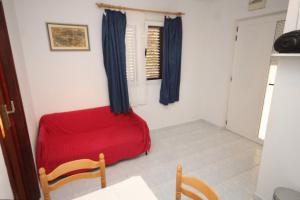 Apartments with a parking space Vis 8938