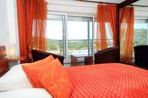 Luxury villa with a swimming pool Vis - 8922