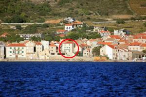 Apartments and rooms by the sea Komiza, Vis - 8910
