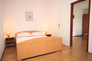 Apartments with WiFi Komiza, Vis - 8911