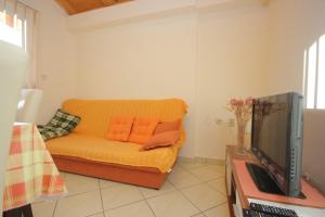 Apartments with WiFi Vis - 8872