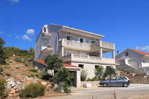 Apartments by the sea Zavalatica, Korcula - 9138