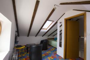 Apartments by the sea Vis - 8930