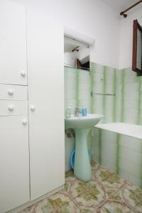 Apartments by the sea Prizba, Korcula - 9146