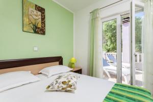 Apartments by the sea Brna, Korcula - 9147