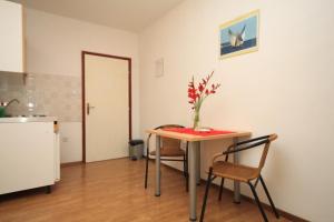 Apartments with WiFi Komiza, Vis - 8911