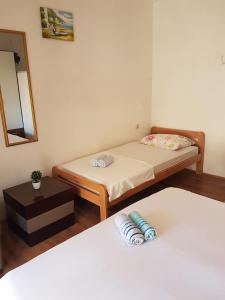 Apartments by the sea Cove Mala Pogorila, Hvar - 8952