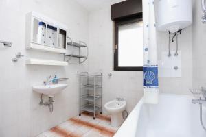 Apartments by the sea Marina, Trogir - 9035