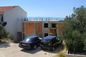 Apartments with parking space Makarska - 9129