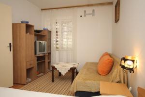 Apartments with WiFi Dubrovnik - 9056