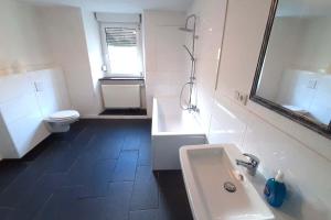 Spacious Work & Stay Apartments Büdesheim