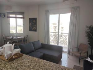 Cozy 1BR Apartment close to Dragon Market and Global Village