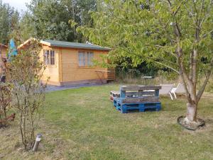 Maisons de vacances Gites entre mer et campagne, 3km de Berck les chalets du Fliers : Maison de Vacances