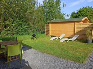 Maisons de vacances Gites entre mer et campagne, 3km de Berck les chalets du Fliers : photos des chambres