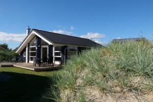 Resort 2 Ocean Cottage A 63