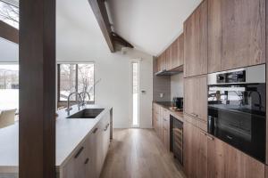Silver Maple Chalet by Hakuba White Fox Company