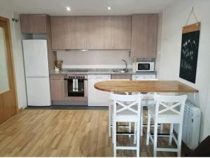 Apartamento La Montañesa en Aínsa, bonito apartamento con grande terraza