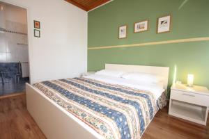 Apartments with a swimming pool Umag - 3358