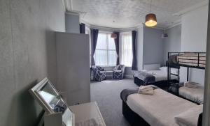 Family Room with Shower room in Royal Pier