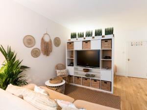 West End Studio Kelvingrove Park Museum - Pass the Keys