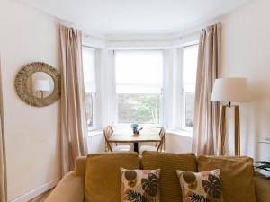 West End Studio Kelvingrove Park Museum - Pass the Keys