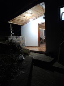 Bujtinat Skenderi Gjinar