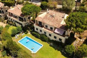 Casa ASIA. Relax a 5 minutos de las calas TOP.