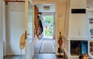 3 Bedroom Lovely Home In Munkedal