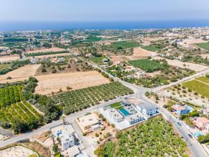 Antesia Coral Bay Resort by Ezoria Villas - Adults only