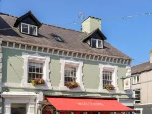 Above Deck - 兰韦尔弗亨