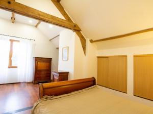 Maisons de vacances Gite Chalais, 4 pieces, 6 personnes - FR-1-616-276 : photos des chambres