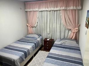 Linda Casa 3 qts prox JK Shopping