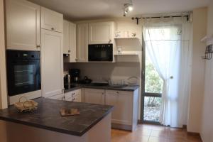 Appartements LUBERON, magnifique Residence Golf de Provence, Piscine, Fitness, Tennis : photos des chambres