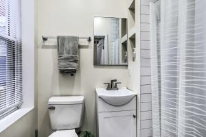 Philadelphia Townhome Less Than 8 Mi to Center City!