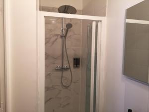 STUDIO COSY- CHALEUREUX- QUARTIER CALME- Wifi