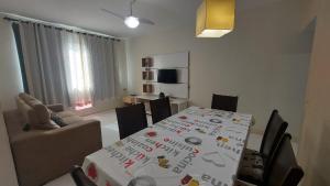 APARTAMENTO BEIRA MAR- Praia do Forte EXCELENTE PARA TEMPORADA!!